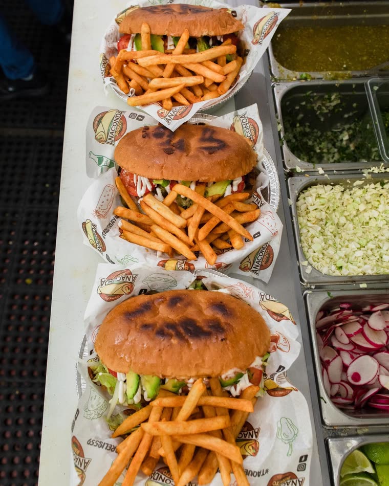 Authentic street-style plates